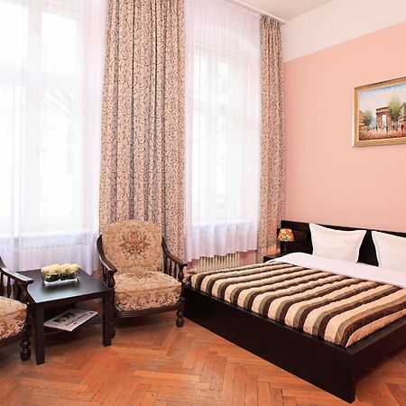 Hotel-Pension Cortina Berlin Exterior photo
