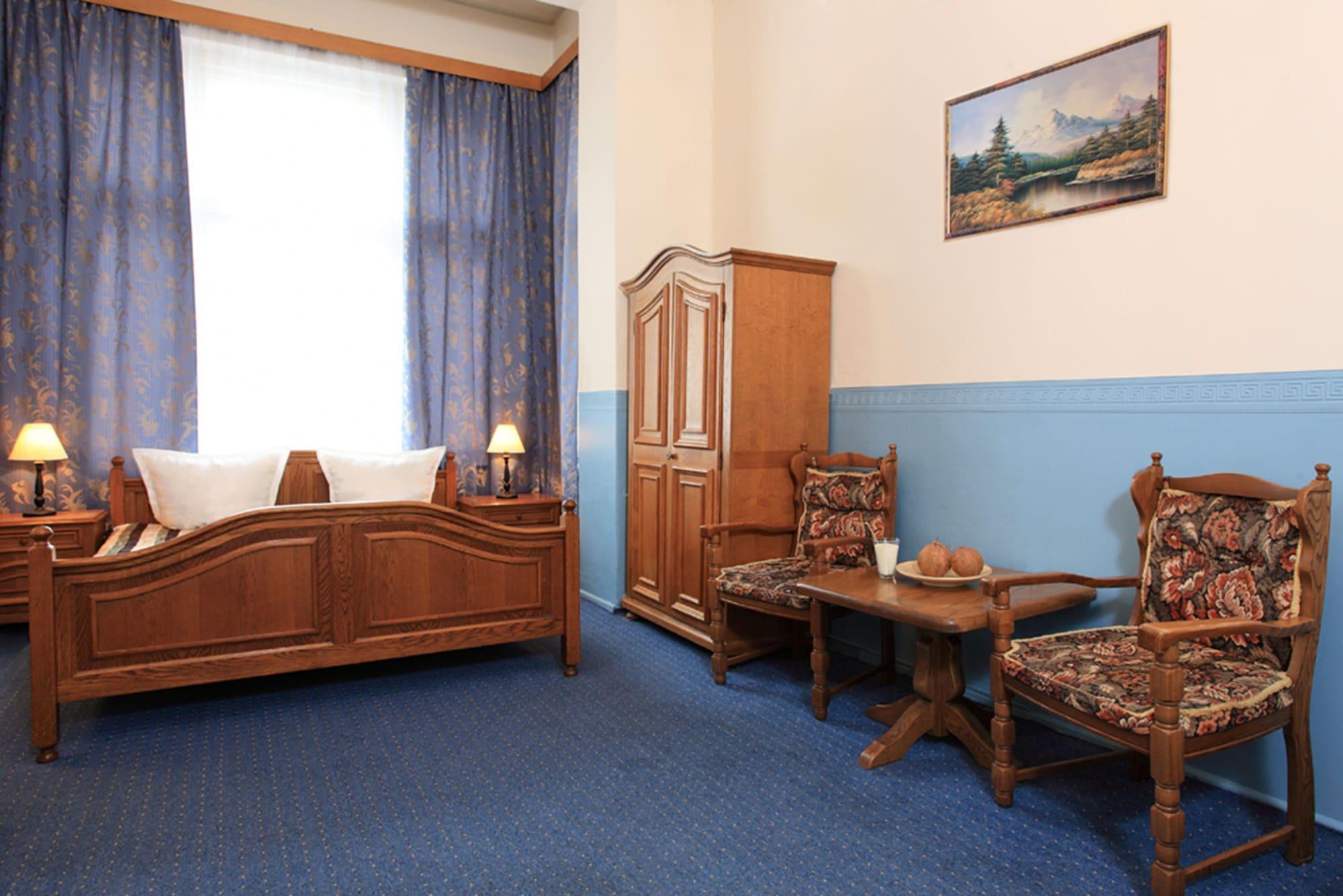 Hotel-Pension Cortina Berlin Exterior photo